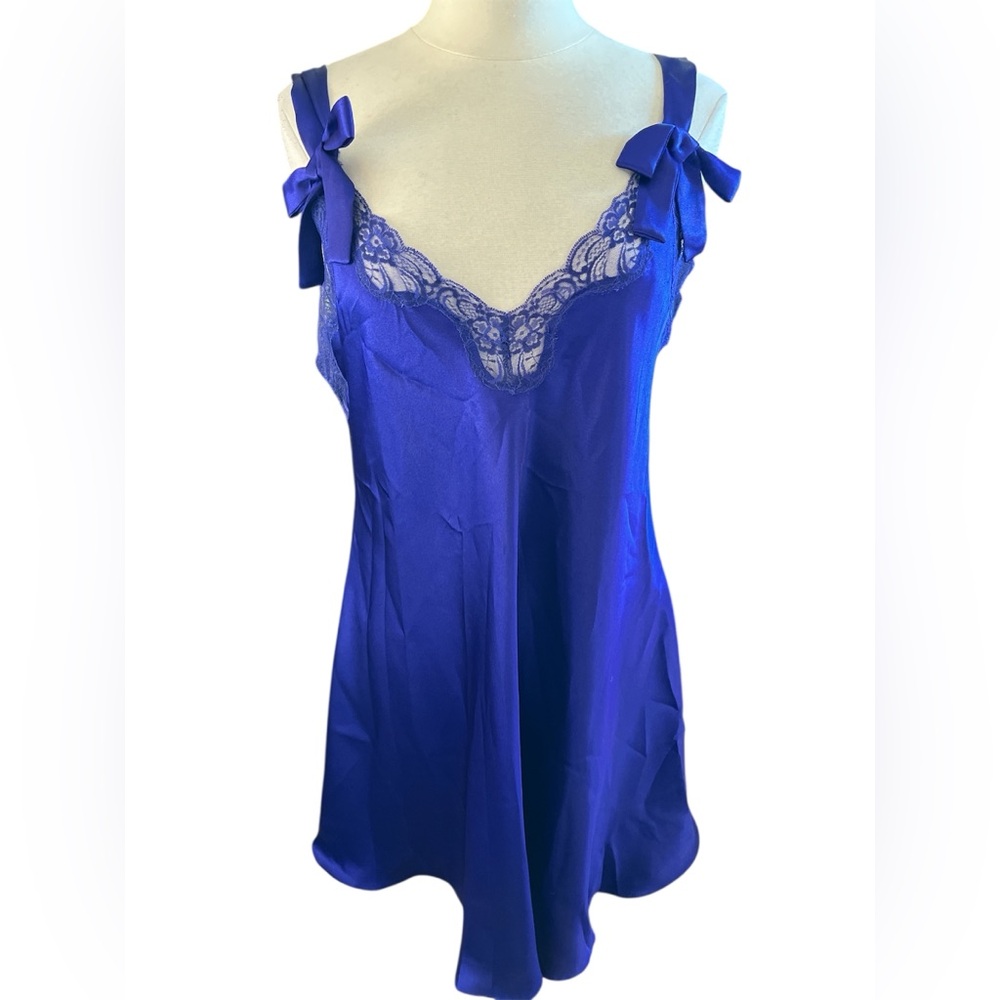 Solange Purple Lace Chemise with Bow details and thick satin straps size 18/20